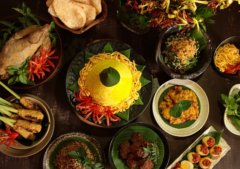Carut Marut Praktik Budaya Potong Tumpeng, Kekeliruan yang Dilanggengkan